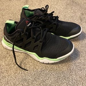 Women’s training shoes
